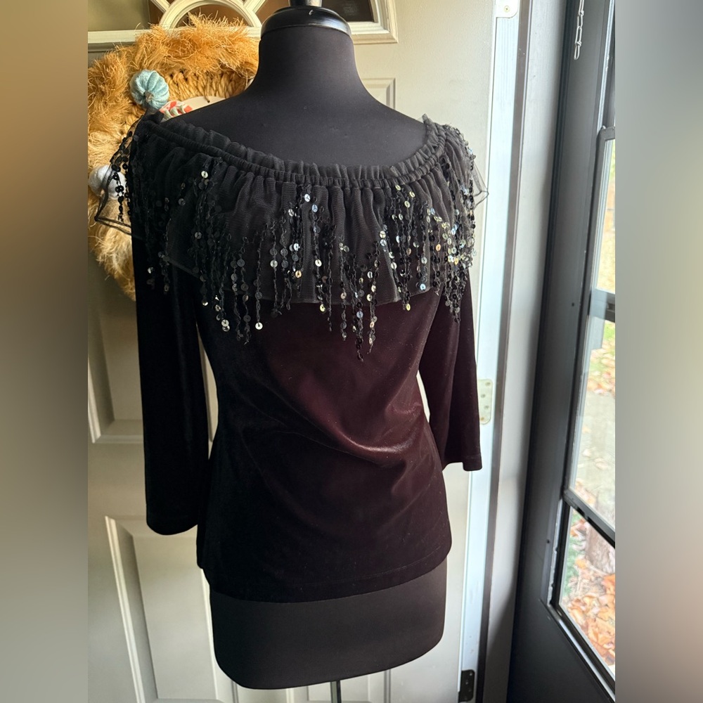 Vintage Y2K Cachet black velvet off-the-shoulder sequin fringe top, size medium